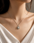 Elegant Pearl Pendant Chain